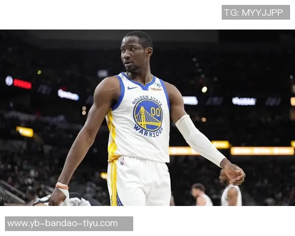 苏群分析勇士库明加续约策略与库里退役风险的深远影响 苏群分析勇士库明加续约策略与库里退役风险的深远影响