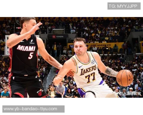 东契奇27岁前创下83次三双佳绩历史排名第四仅次于大O约基奇和魔术师 东契奇27岁前创下83次三双佳绩历史排名第四仅次于大O约基奇和魔术师