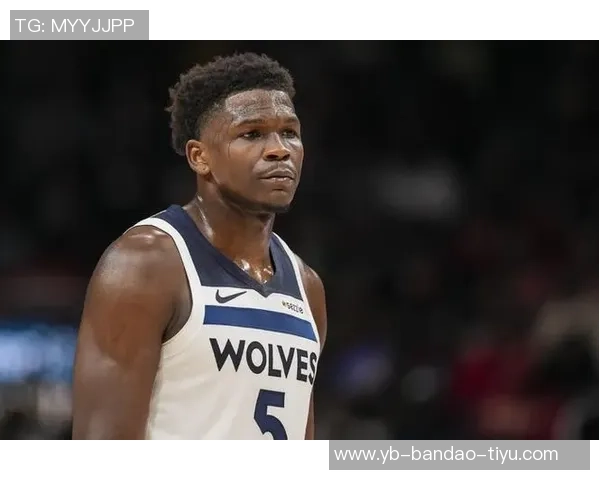 关键时刻文班的抛投突破爱德华兹直言对手高度让跳投难以成功